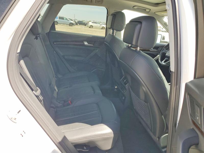 66048406 :رقم المزاد ، WA1BNAFY4K2052021 vin ، 2019 Audi Q5 مزاد بيع