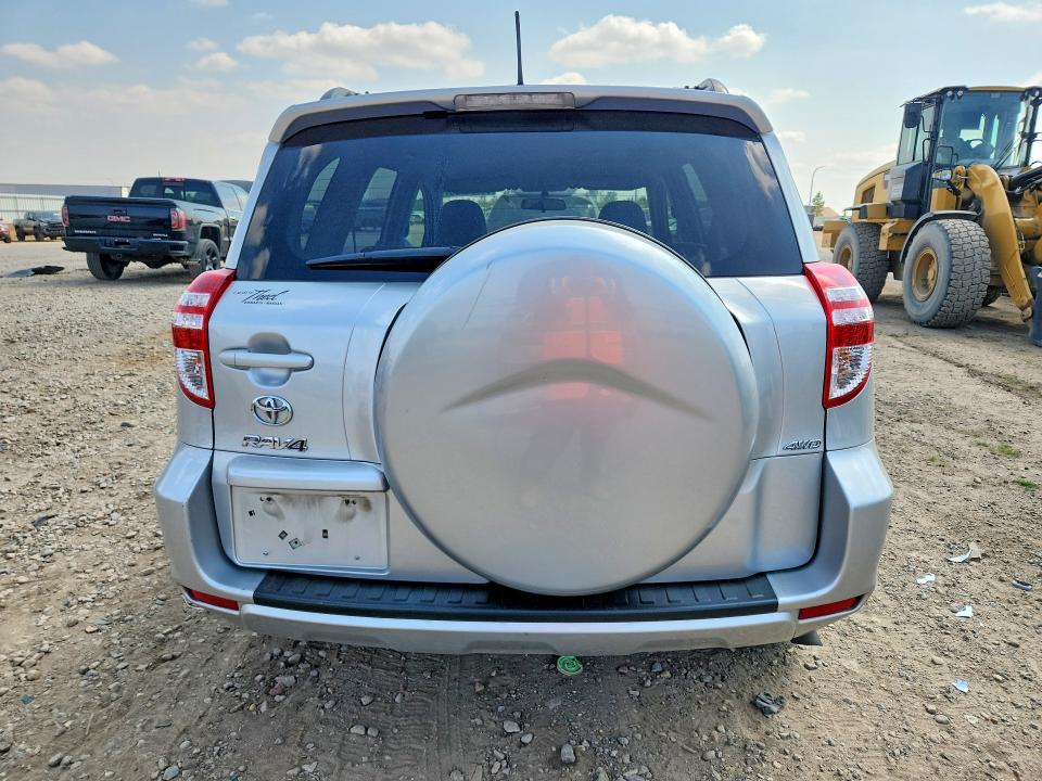 66373726 :رقم المزاد ، 2T3BF4DV4BW155606 vin ، 2011 Toyota Rav4 مزاد بيع