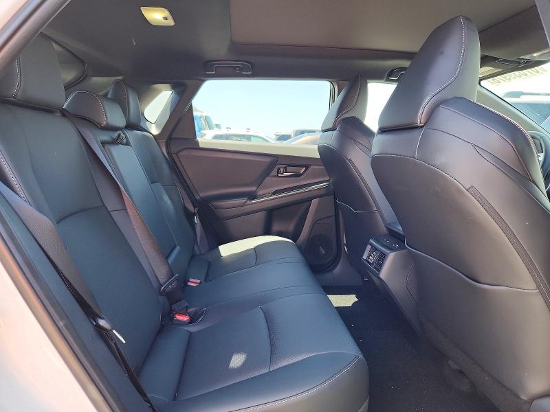 67039976 :رقم المزاد ، JTMBDAFB0TA004687 vin ، 2026 Toyota Bz مزاد بيع