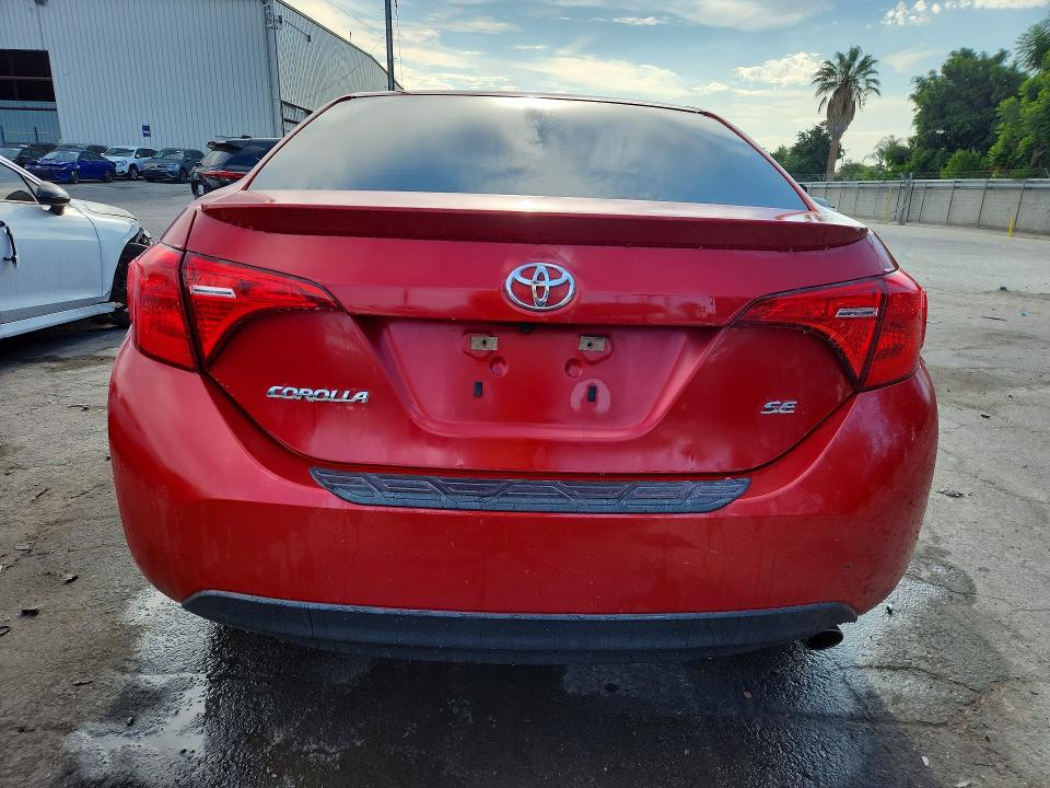 2018 Toyota Corolla მანქანა იყიდება აუქციონზე, vin: 5YFBURHE3JP803720, აუქციონის ნომერი: 63836886