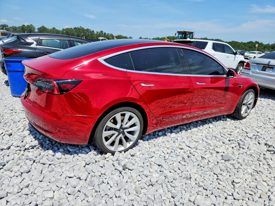 65828226 :رقم المزاد ، 5YJ3E1EA2KF402077 vin ، 2019 Tesla Model 3 مزاد بيع