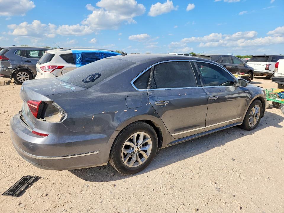 Продажа на аукционе авто 2017 Volkswagen Passat, vin: 1VWAT7A39HC086199, номер лота: 64487186