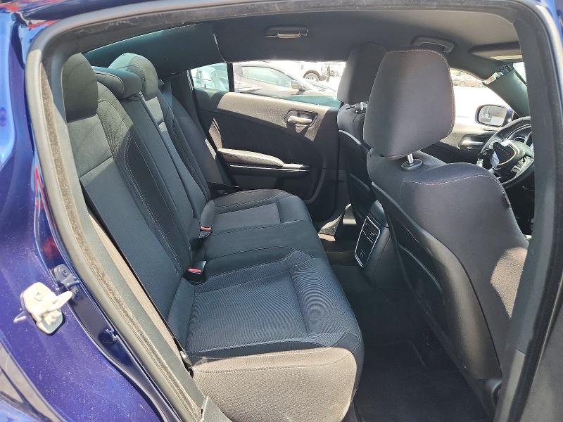Продаж на аукціоні авто 2015 Dodge Charger, vin: 2C3CDXHG8FH738410, номер лоту: 64193546