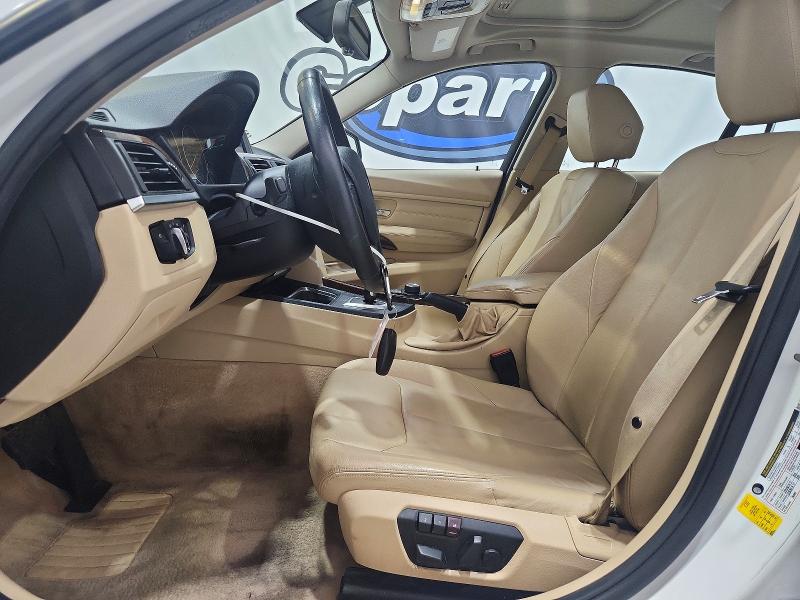 64473506 :رقم المزاد ، WBA3A5C5XDF356714 vin ، 2013 Bmw 328 مزاد بيع