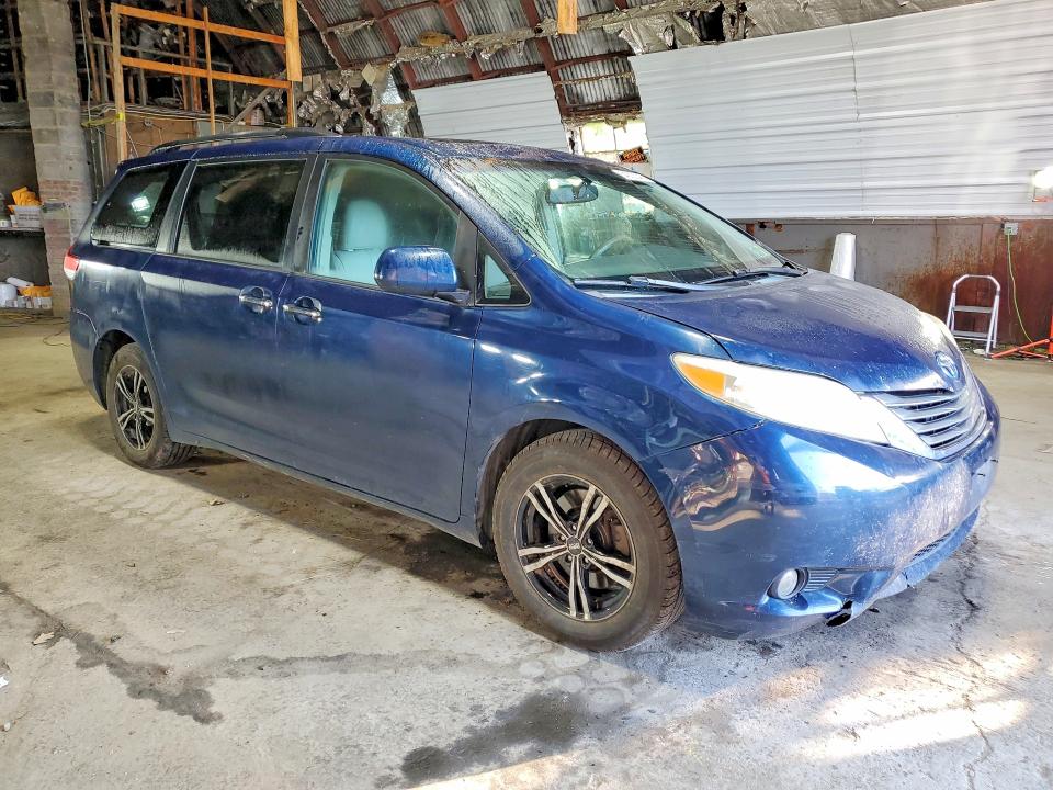 Продажа на аукционе авто 2012 Toyota Sienna, vin: 5TDYK3DC6CS246300, номер лота: 64223046