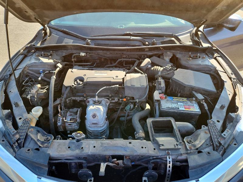 2016 Honda Accord მანქანა იყიდება აუქციონზე, vin: 1HGCR2F3XGA111922, აუქციონის ნომერი: 64777736