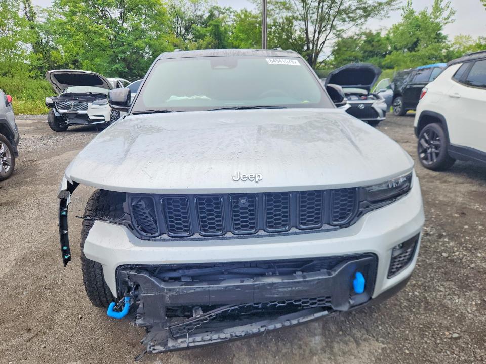 64541576 :رقم المزاد ، 1C4RJYC65N8747850 vin ، 2022 Jeep Grand Cherokee مزاد بيع