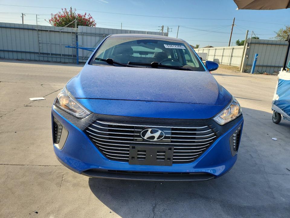 Продажа на аукционе авто 2018 Hyundai Ioniq, vin: KMHC75LC2JU075252, номер лота: 63872366