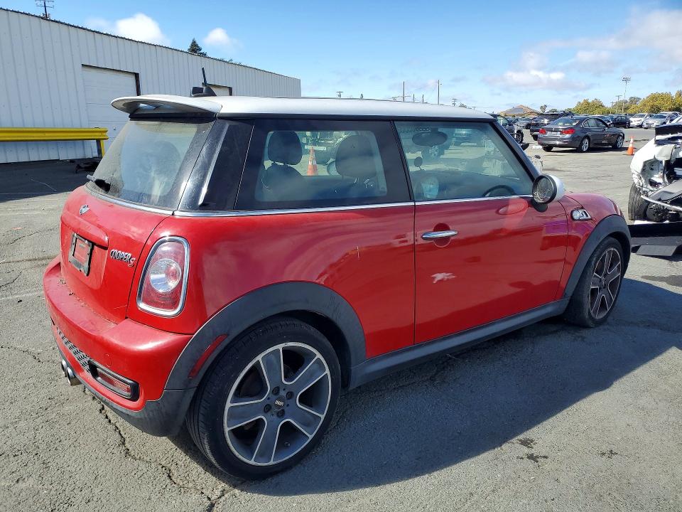 Продажа на аукционе авто 2013 Mini Cooper, vin: WMWSV3C55DT394034, номер лота: 65358596