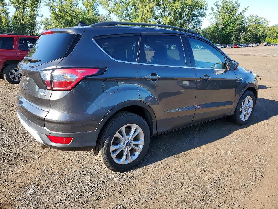 Продаж на аукціоні авто 2018 Ford Escape, vin: 1FMCU9HD3JUA01453, номер лоту: 65614566