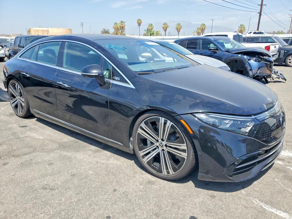 63773886 :رقم المزاد ، W1KCG2EB8PA041033 vin ، 2023 Mercedes-benz Eqs Sedan مزاد بيع