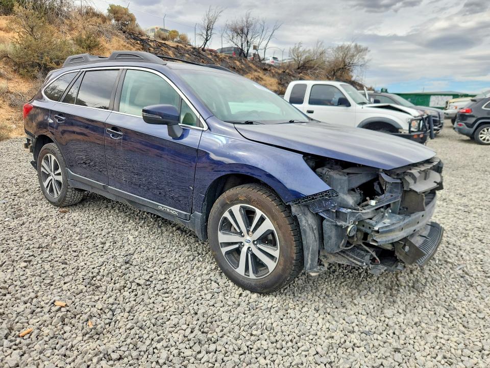 65925976 :رقم المزاد ، 4S4BSANC2J3219579 vin ، 2018 Subaru Outback مزاد بيع
