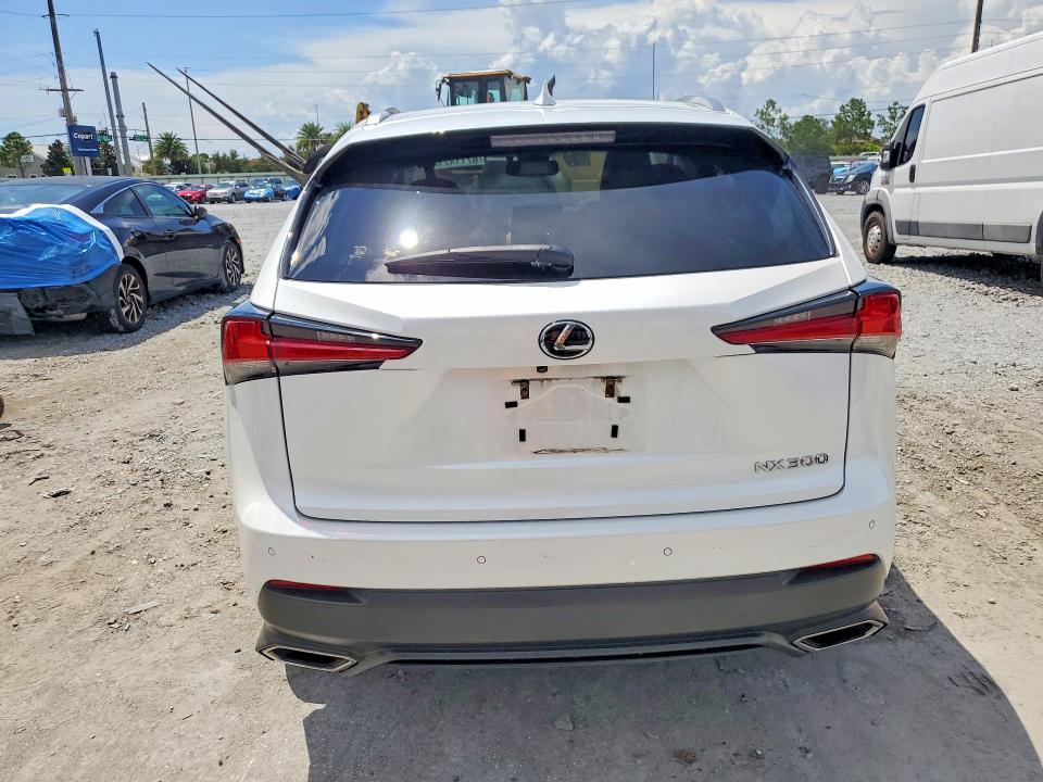 67114216 :رقم المزاد ، JTJBARBZ8J2157932 vin ، 2018 Lexus Nx 300 مزاد بيع