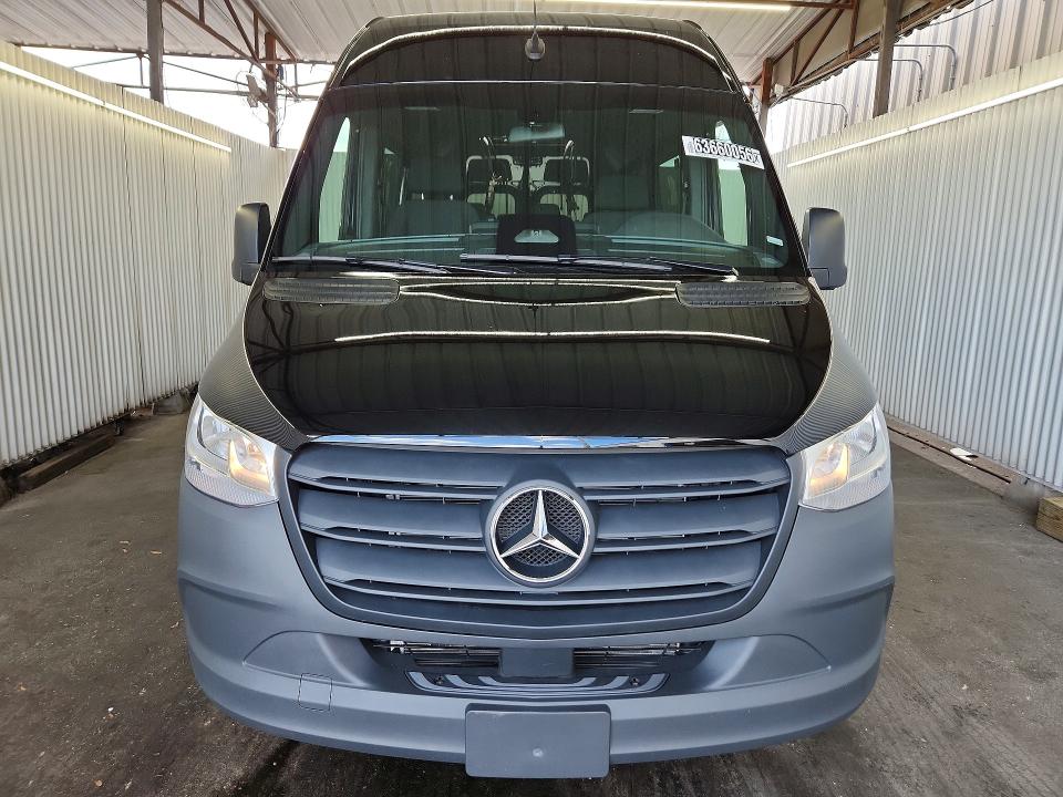 63660056 :رقم المزاد ، W1Z4KGHY0TT606570 vin ، 2026 Mercedes-benz Sprinter مزاد بيع