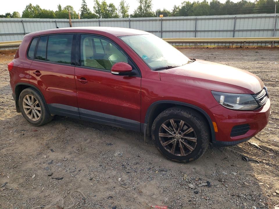 65295006 :رقم المزاد ، WVGBV3AX6EW045984 vin ، 2014 Volkswagen Tiguan مزاد بيع