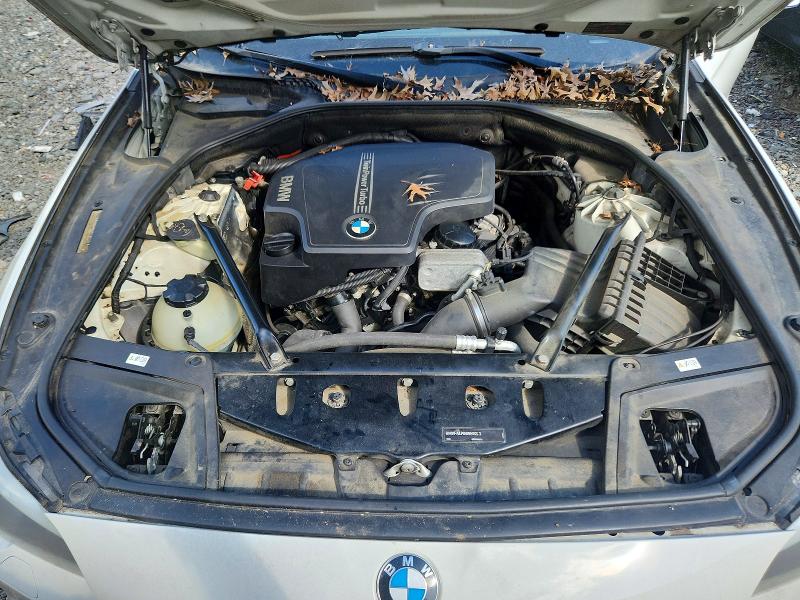 63877336 :رقم المزاد ، WBAXH5C55DDW13433 vin ، 2013 Bmw 528 مزاد بيع