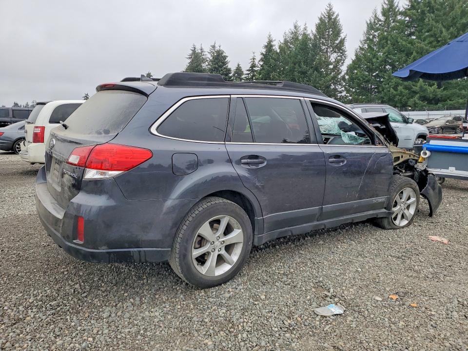 64478586 :رقم المزاد ، 4S4BRBKC7D3315492 vin ، 2013 Subaru Outback مزاد بيع