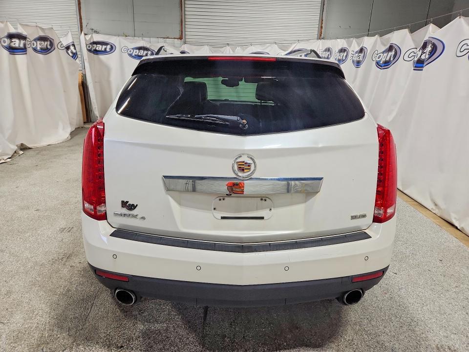 71093786 :رقم المزاد ، 3GYFNGE3XES661147 vin ، 2014 Cadillac Srx مزاد بيع