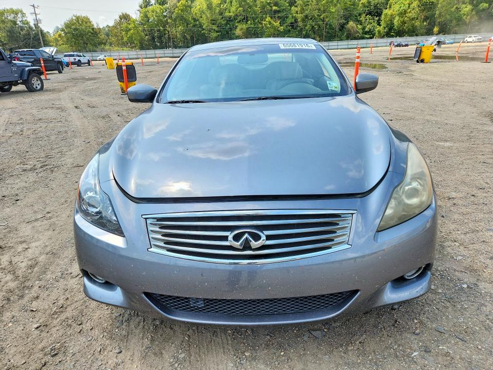 2011 Infiniti G37 Convertible მანქანა იყიდება აუქციონზე, vin: JN1CV6FE0BM951012, აუქციონის ნომერი: 65681916