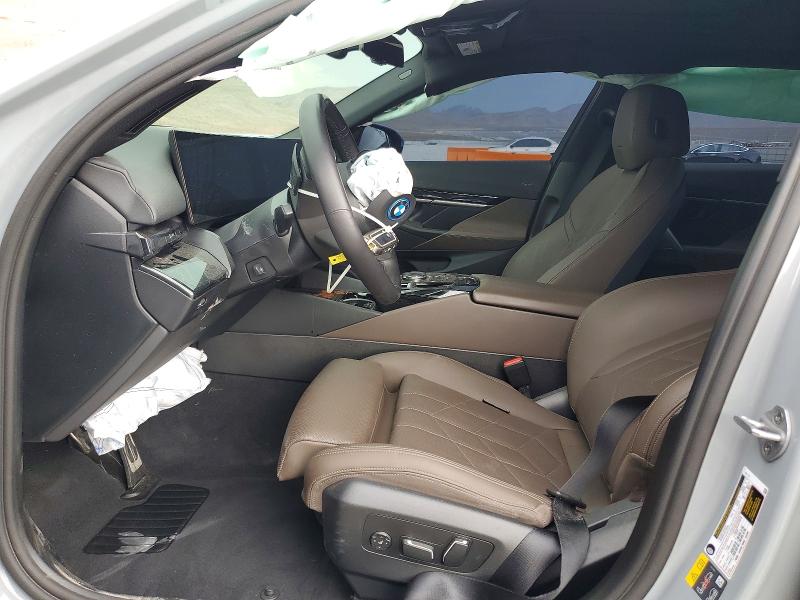 64603756 :رقم المزاد ، WBY33FK04SCU68656 vin ، 2025 Bmw I5 مزاد بيع