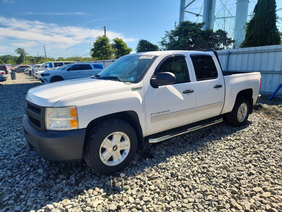 Auction sale of the 2010 Chevrolet Silverado, vin: 3GCXCUEJ0AG262113, lot number: 66768436
