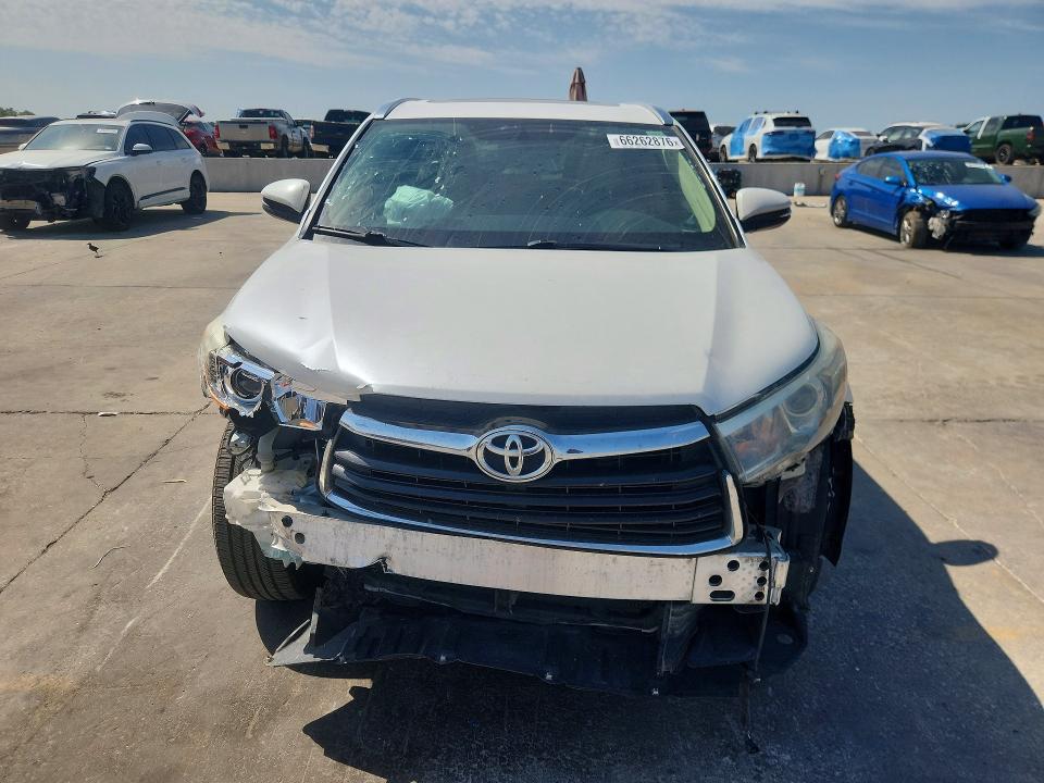 Продажа на аукционе авто 2016 Toyota Highlander, vin: 5TDKKRFH8GS180176, номер лота: 66262876