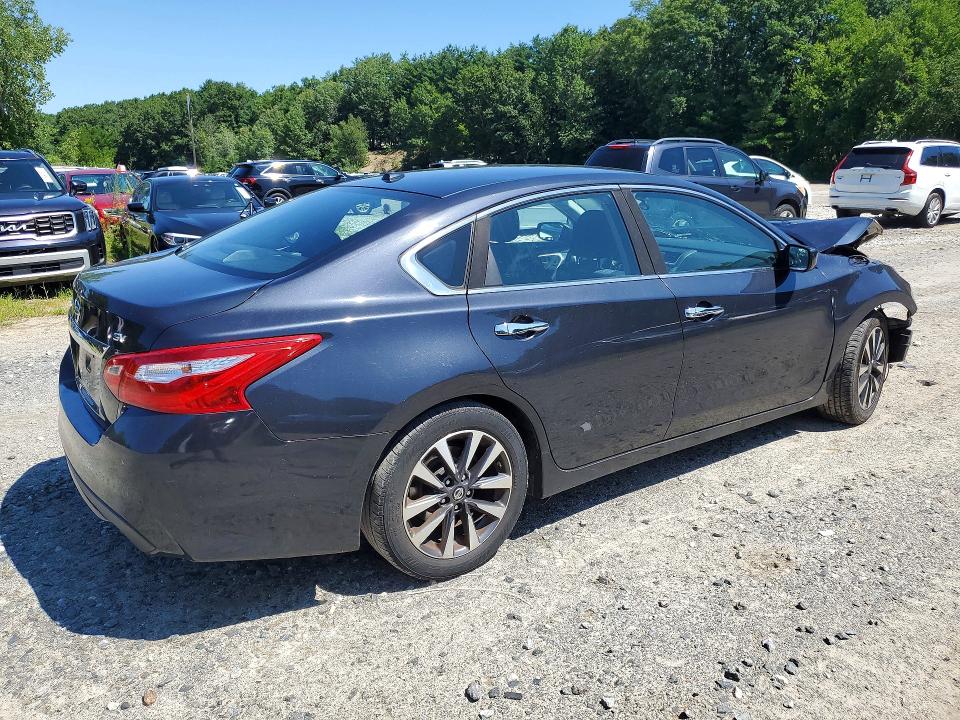2018 Nissan Altima მანქანა იყიდება აუქციონზე, vin: 1N4AL3AP6JC240801, აუქციონის ნომერი: 63708386