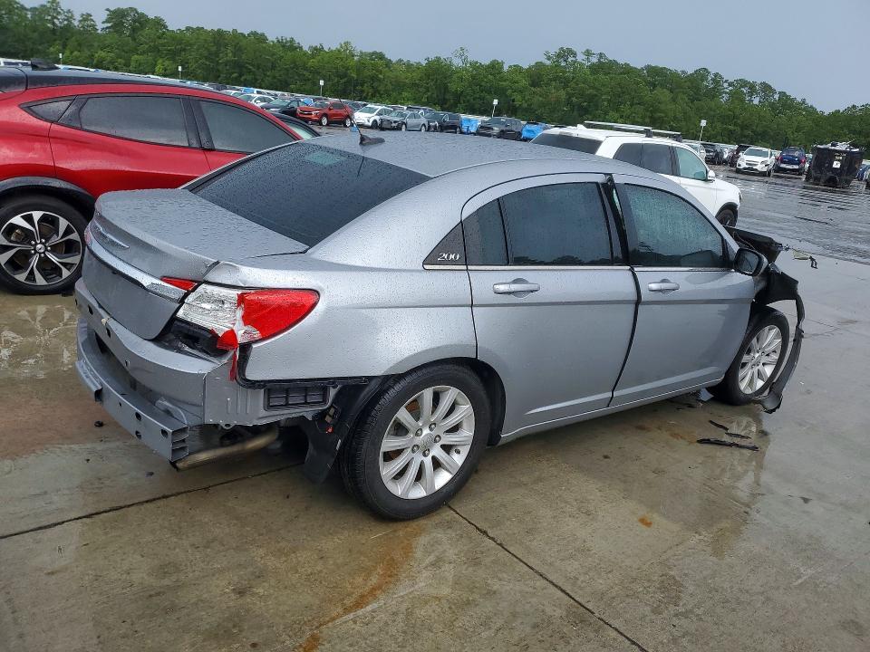 63359396 :رقم المزاد ، 1C3CCBBB3DN571154 vin ، 2013 Chrysler 200 مزاد بيع