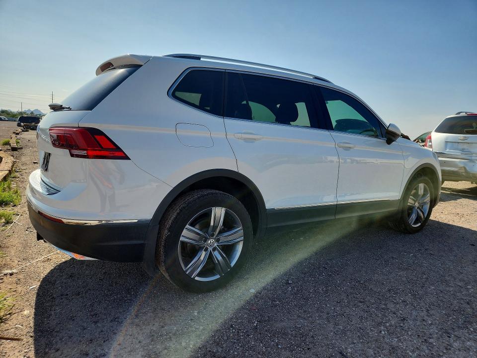 2020 Volkswagen Tiguan მანქანა იყიდება აუქციონზე, vin: 3VV3B7AX2LM061607, აუქციონის ნომერი: 63449696