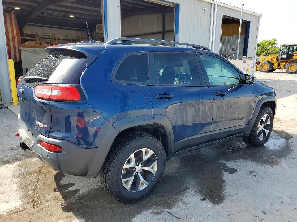 64340526 :رقم المزاد ، 1C4PJMBX1JD554946 vin ، 2018 Jeep Cherokee مزاد بيع