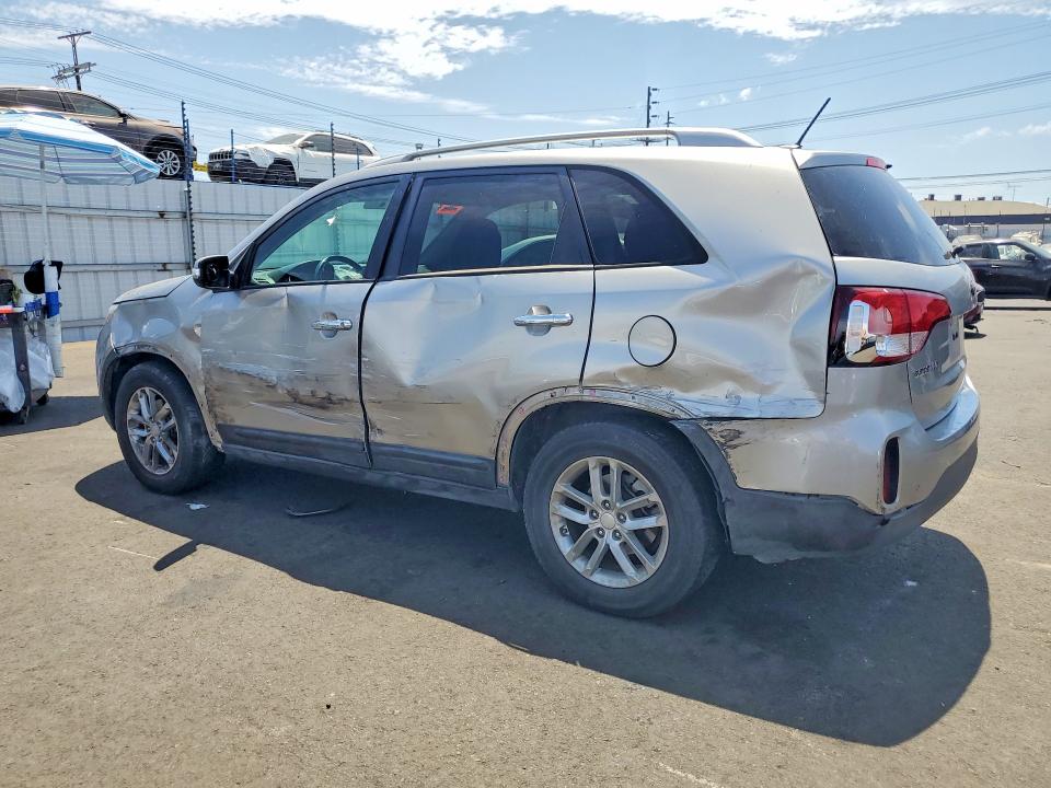 65022636 :رقم المزاد ، 5XYKT4A63FG578056 vin ، 2015 Kia Sorento مزاد بيع