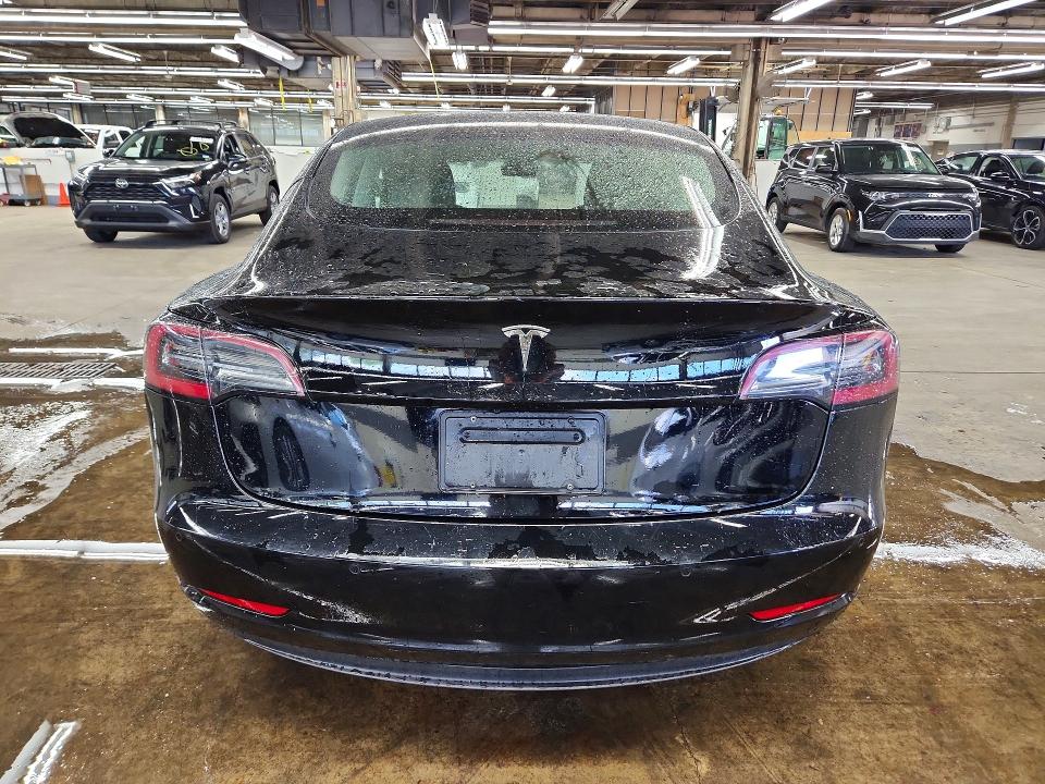 66198756 :رقم المزاد ، 5YJ3E1EA6NF288007 vin ، 2022 Tesla Model 3 مزاد بيع