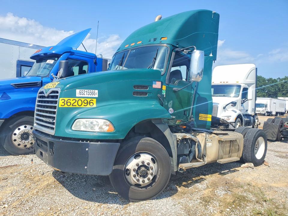Продажа на аукционе авто 2017 Mack 600, vin: 1M1AW01X8HM009404, номер лота: 65215566