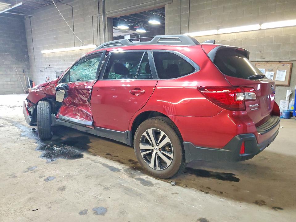 65135656 :رقم المزاد ، 4S4BSANC4J3386459 vin ، 2018 Subaru Outback مزاد بيع
