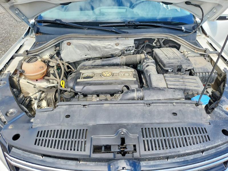 64956756 :رقم المزاد ، WVGJV7AX2GW594801 vin ، 2016 Volkswagen Tiguan مزاد بيع