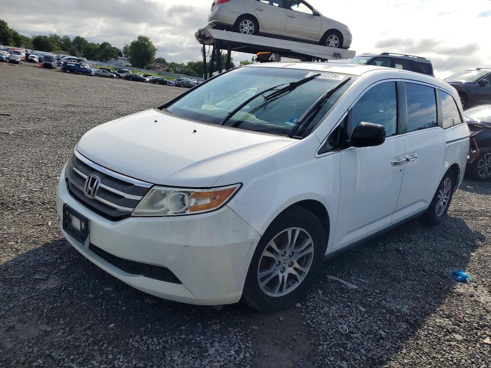 65032296 :رقم المزاد ، 5FNRL5H64CB001775 vin ، 2012 Honda Odyssey مزاد بيع
