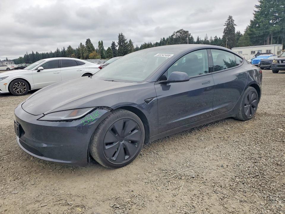 65242406 :رقم المزاد ، 5YJ3E1EA7RF725812 vin ، 2024 Tesla Model 3 مزاد بيع