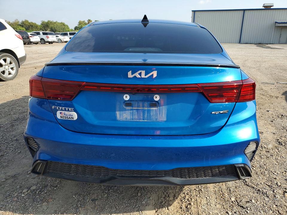 2022 Kia Forte მანქანა იყიდება აუქციონზე, vin: 3KPF54ADXNE418861, აუქციონის ნომერი: 63674856