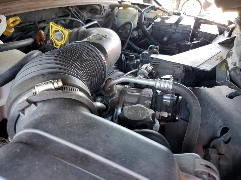 2004 Jeep Liberty მანქანა იყიდება აუქციონზე, vin: 1J8GL58K04W289286, აუქციონის ნომერი: 65924226