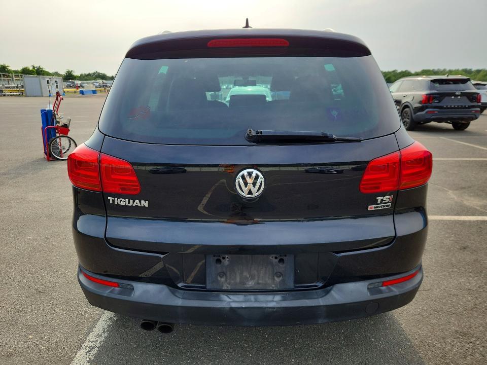 2017 Volkswagen Tiguan მანქანა იყიდება აუქციონზე, vin: WVGSV7AX2HK005632, აუქციონის ნომერი: 64296816