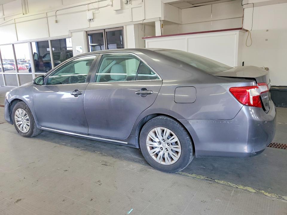 2014 Toyota Camry მანქანა იყიდება აუქციონზე, vin: 4T4BF1FK3ER349340, აუქციონის ნომერი: 64312946