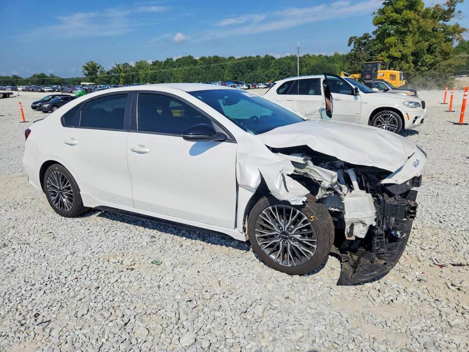 2023 Kia Forte მანქანა იყიდება აუქციონზე, vin: 3KPF54AD4PE517498, აუქციონის ნომერი: 66964586