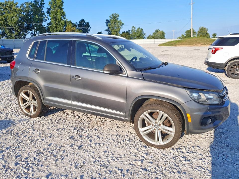 2016 Volkswagen Tiguan მანქანა იყიდება აუქციონზე, vin: WVGJV7AX3GW607961, აუქციონის ნომერი: 66806776