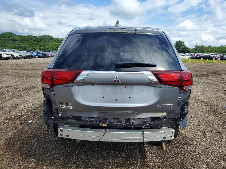 2018 Mitsubishi Outlander მანქანა იყიდება აუქციონზე, vin: JA4AD3A38JZ004565, აუქციონის ნომერი: 64920536