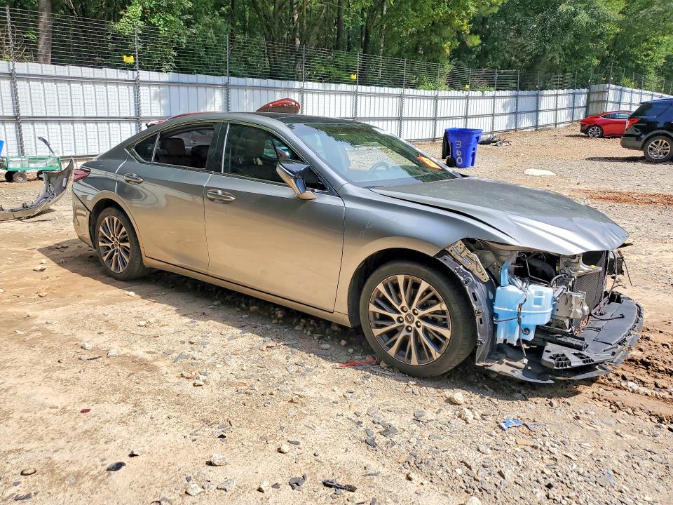 64184236 :رقم المزاد ، 58ABZ1B16KU023292 vin ، 2019 Lexus Es مزاد بيع