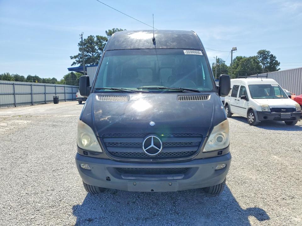 65988666 :رقم المزاد ، WDZPE7CC7A5478810 vin ، 2010 Mercedes-benz Sprinter مزاد بيع