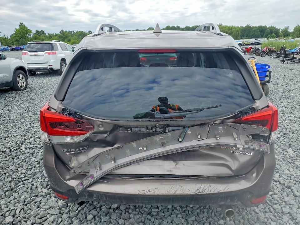 Продажа на аукционе авто 2022 Subaru Forester, vin: JF2SKARC8NH405913, номер лота: 64012306