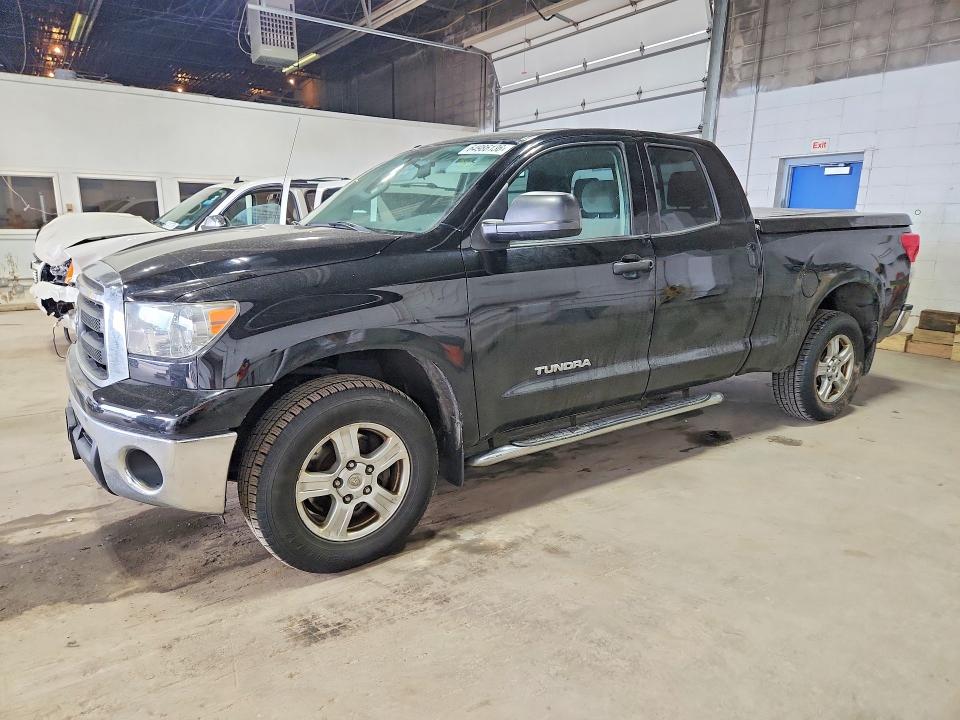 Продажа на аукционе авто 2012 Toyota Tundra, vin: 5TFUM5F1XCX032419, номер лота: 64986136
