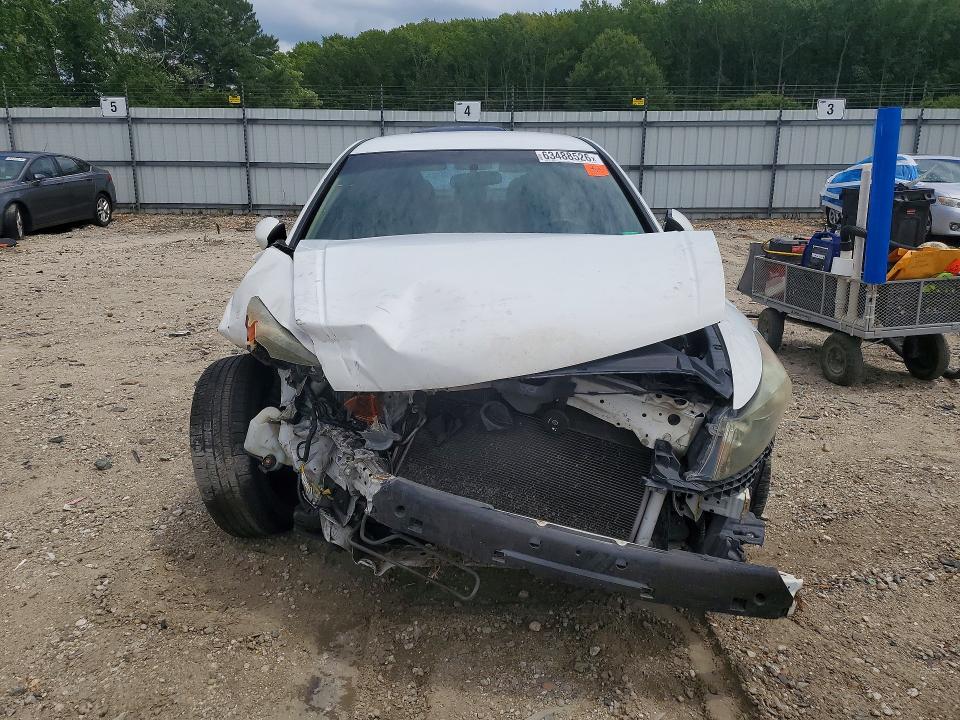 63488526 :رقم المزاد ، 1HGCP2F32BA035398 vin ، 2011 Honda Accord مزاد بيع