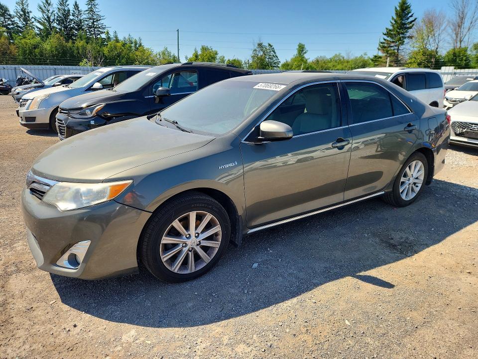 2014 Toyota Camry Hybrid მანქანა იყიდება აუქციონზე, vin: 4T1BD1FK0EU116760, აუქციონის ნომერი: 57069266